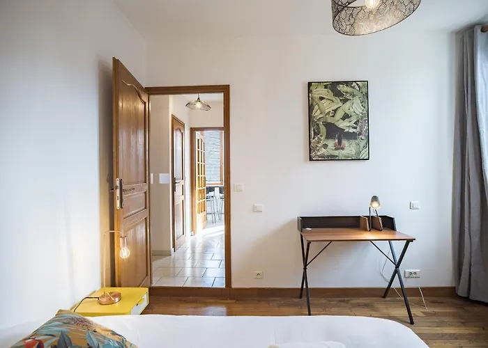 Le Logis De L'arc - 5min Hypercentre - Max 6 Personnes Troyes