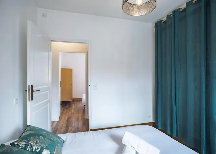 Le Logis De L'arc - 5min Hypercentre - Max 6 Personnes Lägenhet